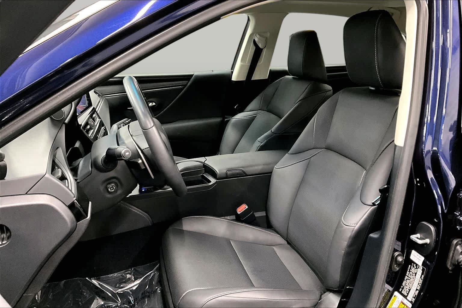 Used 2022 Lexus ES 350 w/ Premium Package FWD image 8