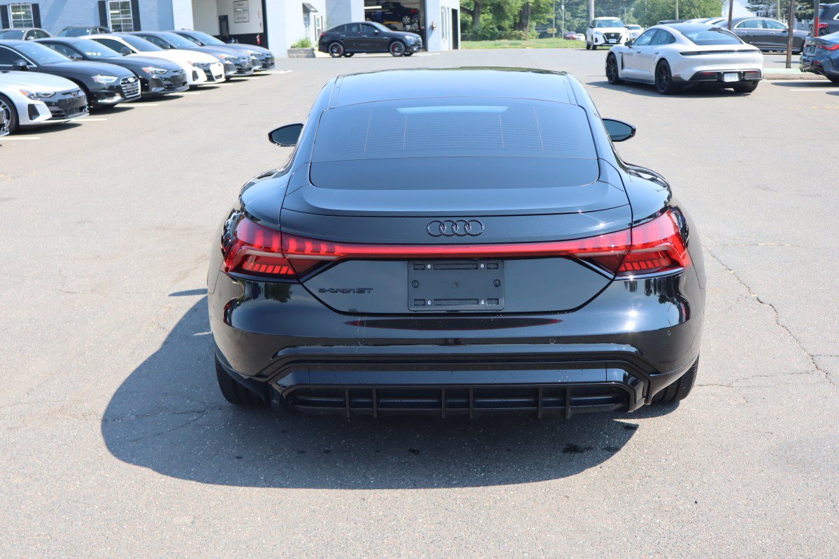 Used 2023 Audi e-tron GT Prestige w/ Prestige Package AWD/4WD image 6