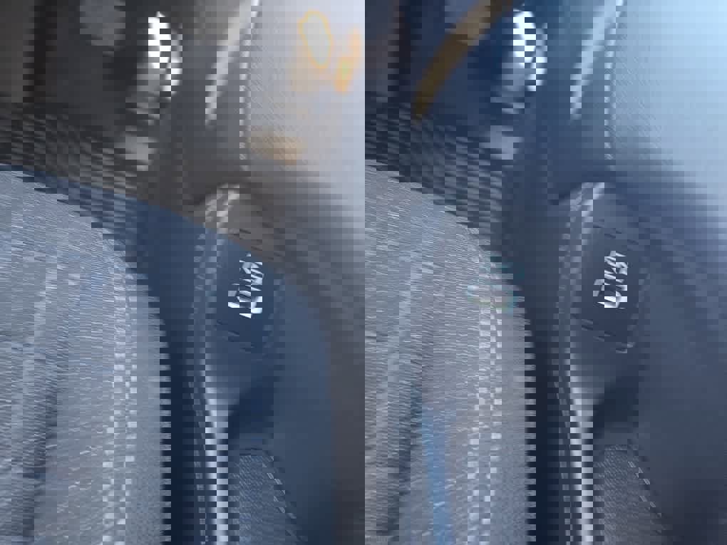 Used 2023 Honda HR-V LX image 52