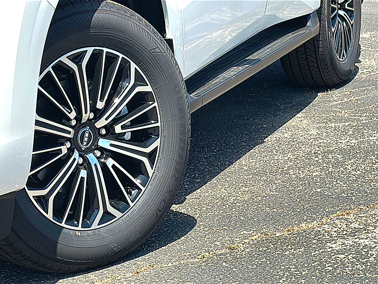 New 2026 Nissan Armada SL w/ Captain's Chari Seat Package image 3