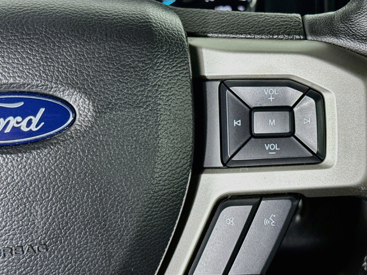 Used 2018 Ford F150 Lariat w/ Equipment Group 501A Mid RWD image 12