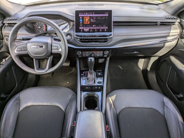 Used 2023 Jeep Compass Trailhawk image 18