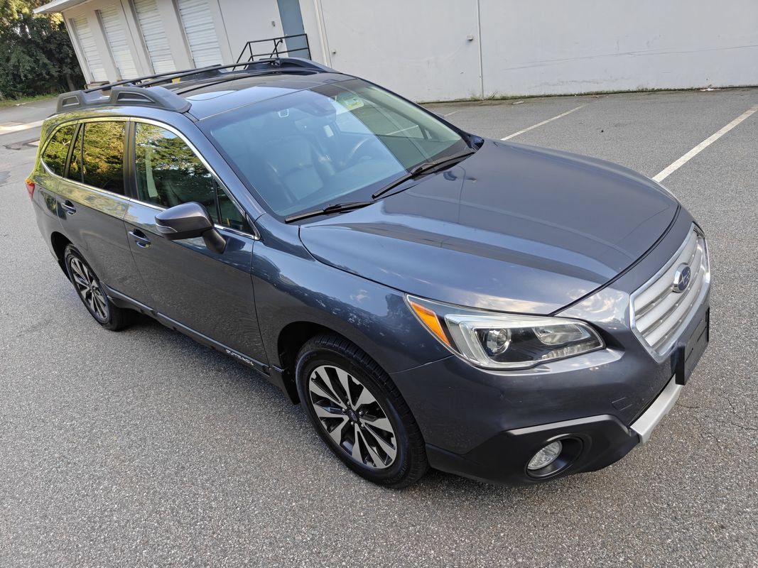 Used 2017 Subaru Outback 3.6R Limited AWD/4WD image 9