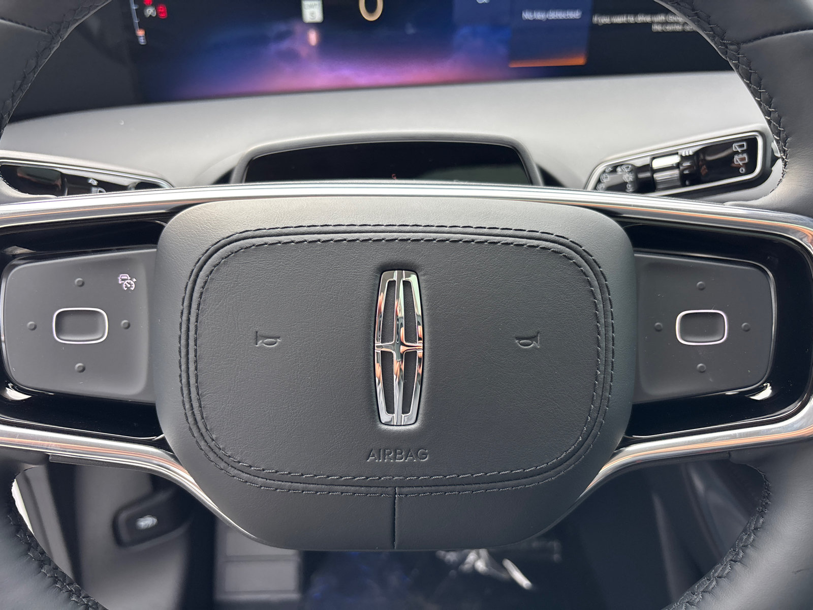 New 2026 Lincoln Nautilus Reserve w/ Jet Appearance Package AWD/4WD image 16
