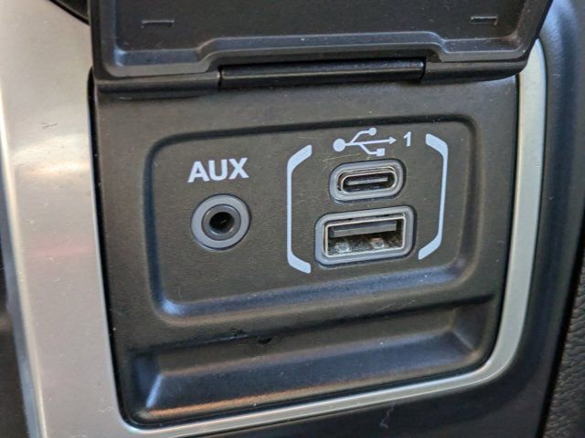 Used 2018 Jeep Wrangler Sport image 14