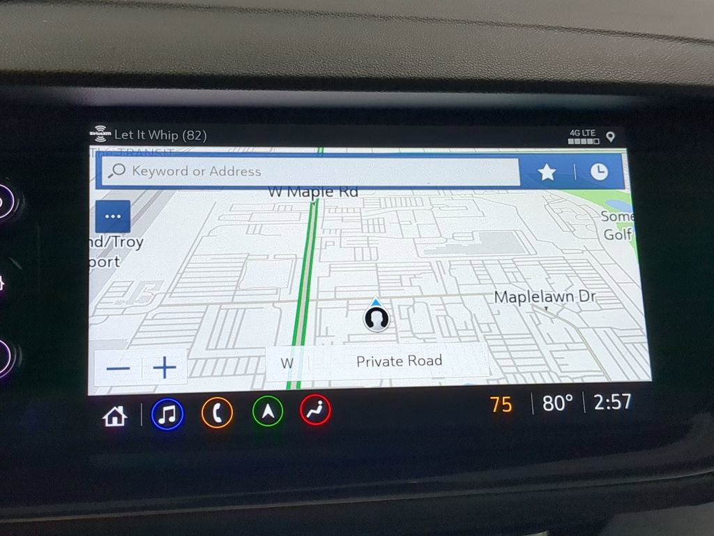 Used 2023 Buick Envision Avenir image 28