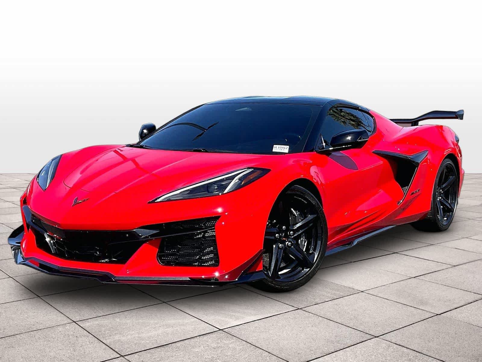 Used 2024 Chevrolet Corvette Z06 w/ Z07 Performance Package RWD video 1