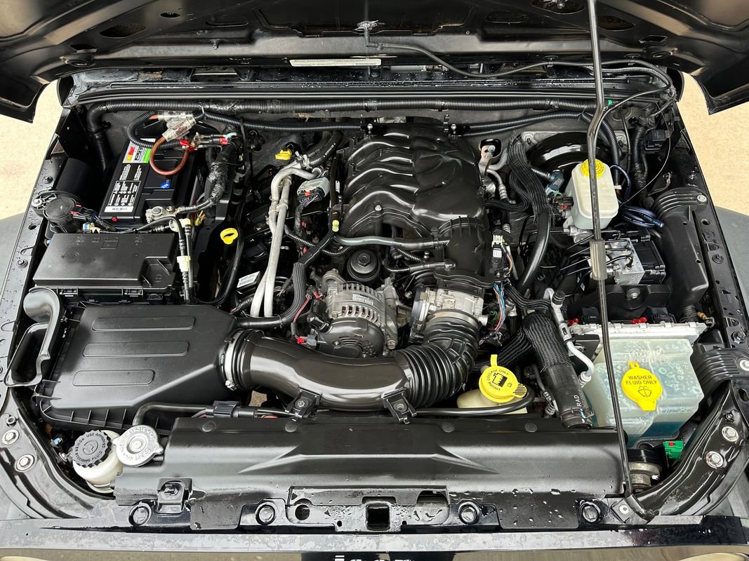 Used 2012 Jeep Wrangler Unlimited Sport w/ Connectivity Group image 32