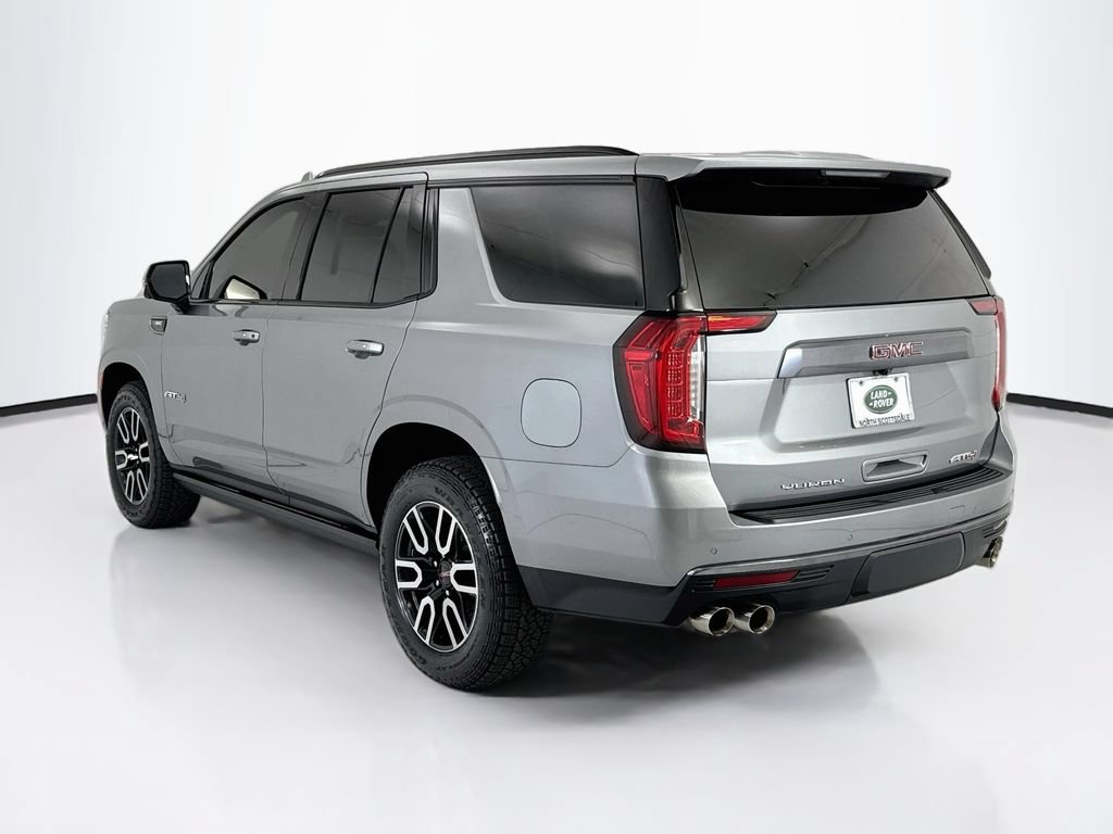 Used 2024 GMC Yukon AT4 w/ Technology Package AWD/4WD image 7
