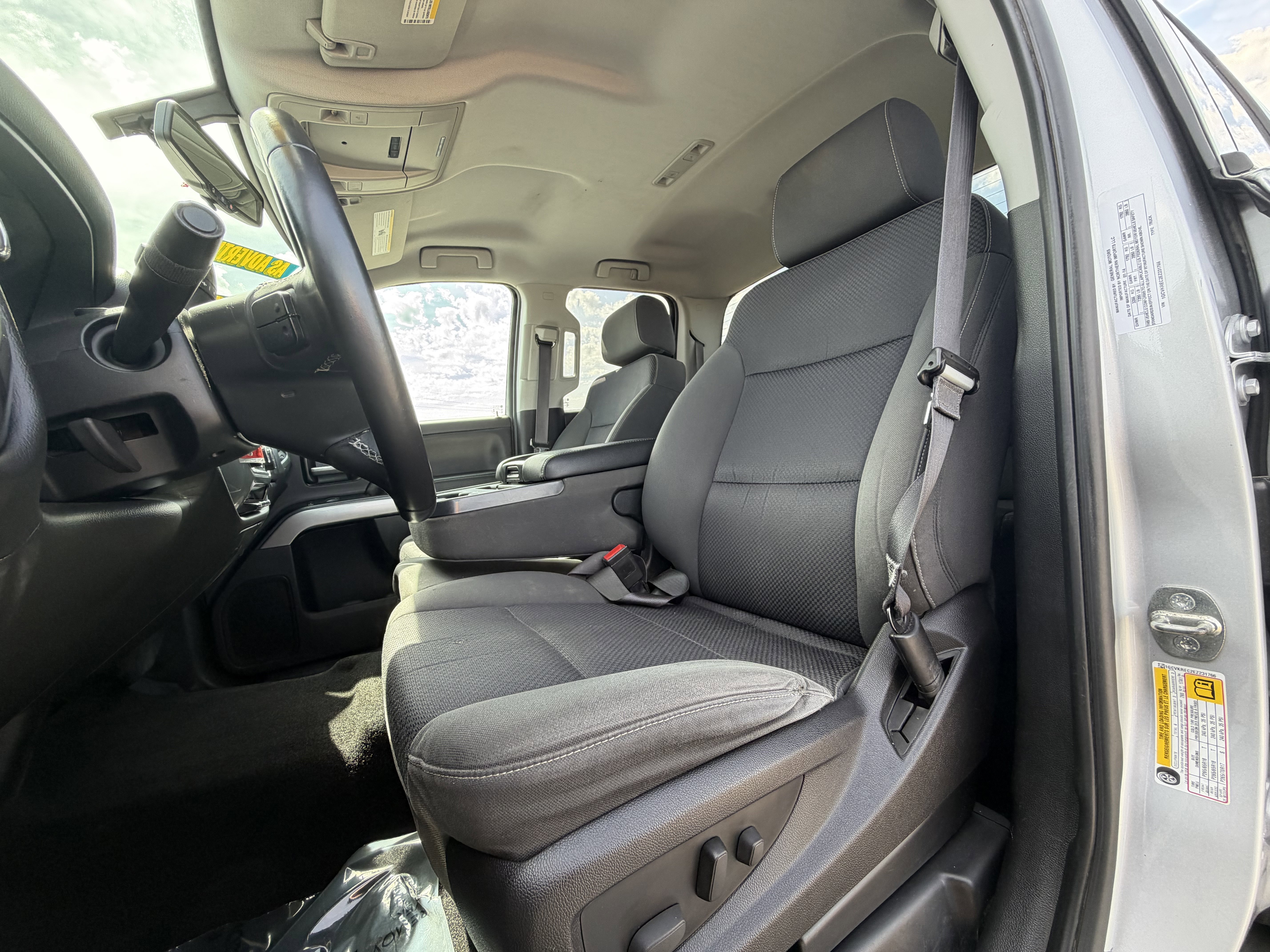 Used 2014 Chevrolet Silverado 1500 LT AWD/4WD image 10