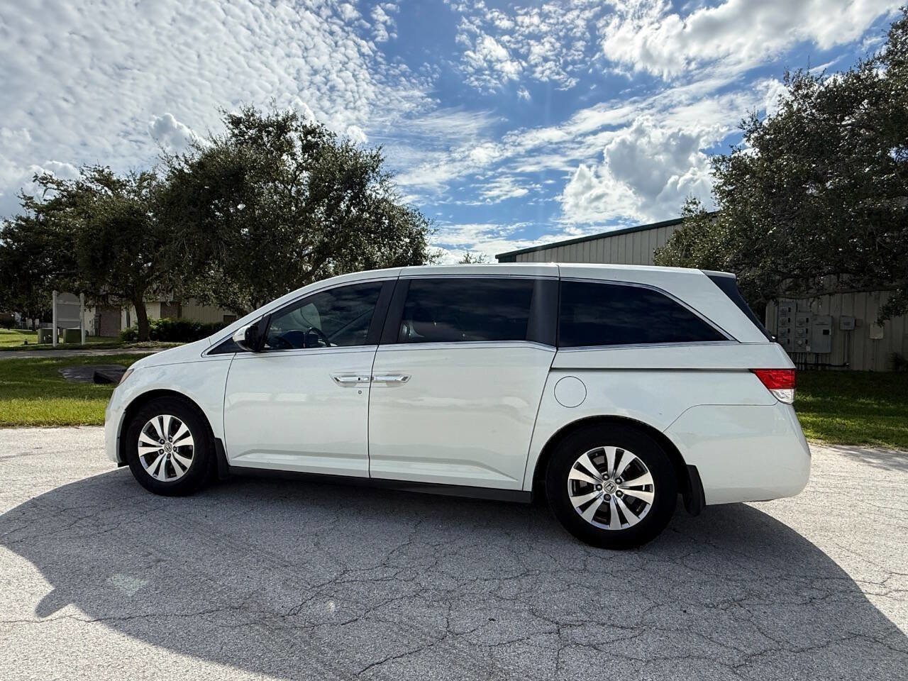 Used 2014 Honda Odyssey EX-L image 10