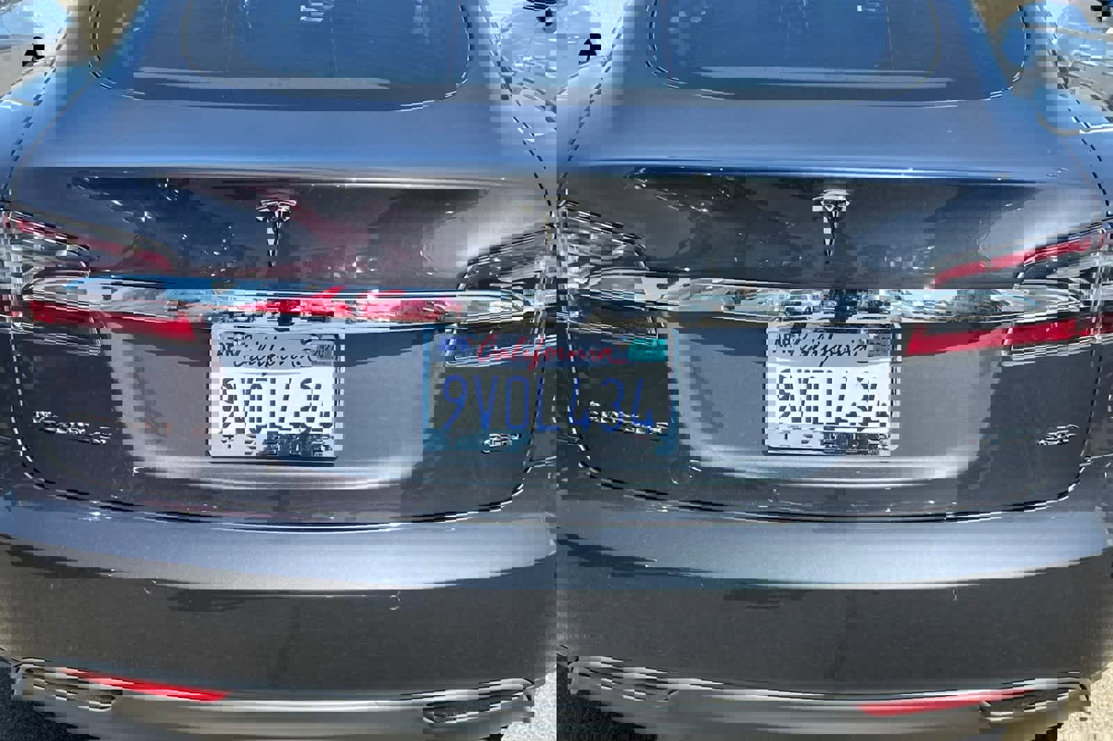 Used 2015 Tesla Model S 85D image 19