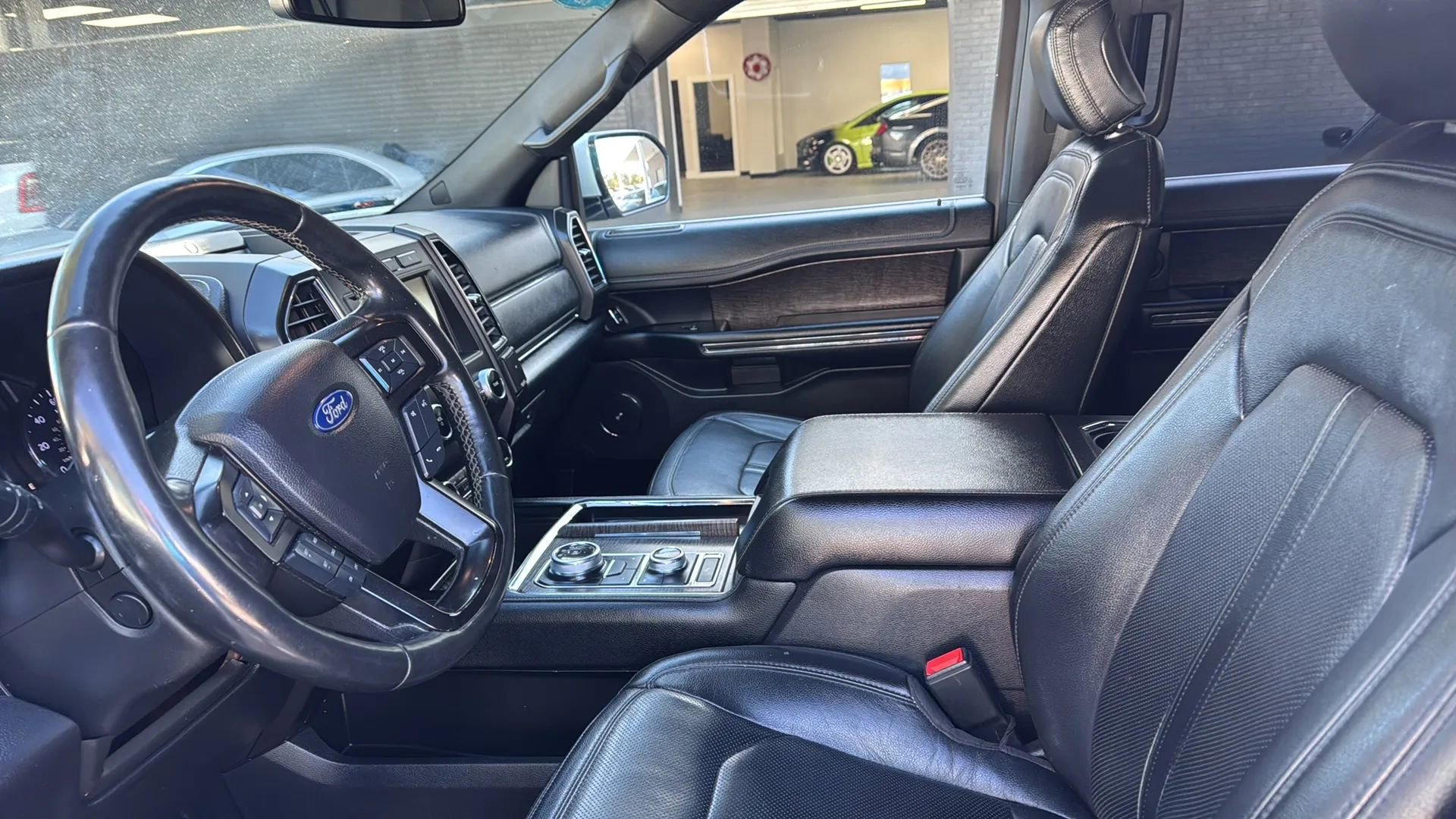 Used 2019 Ford Expedition Max Limited AWD/4WD image 13