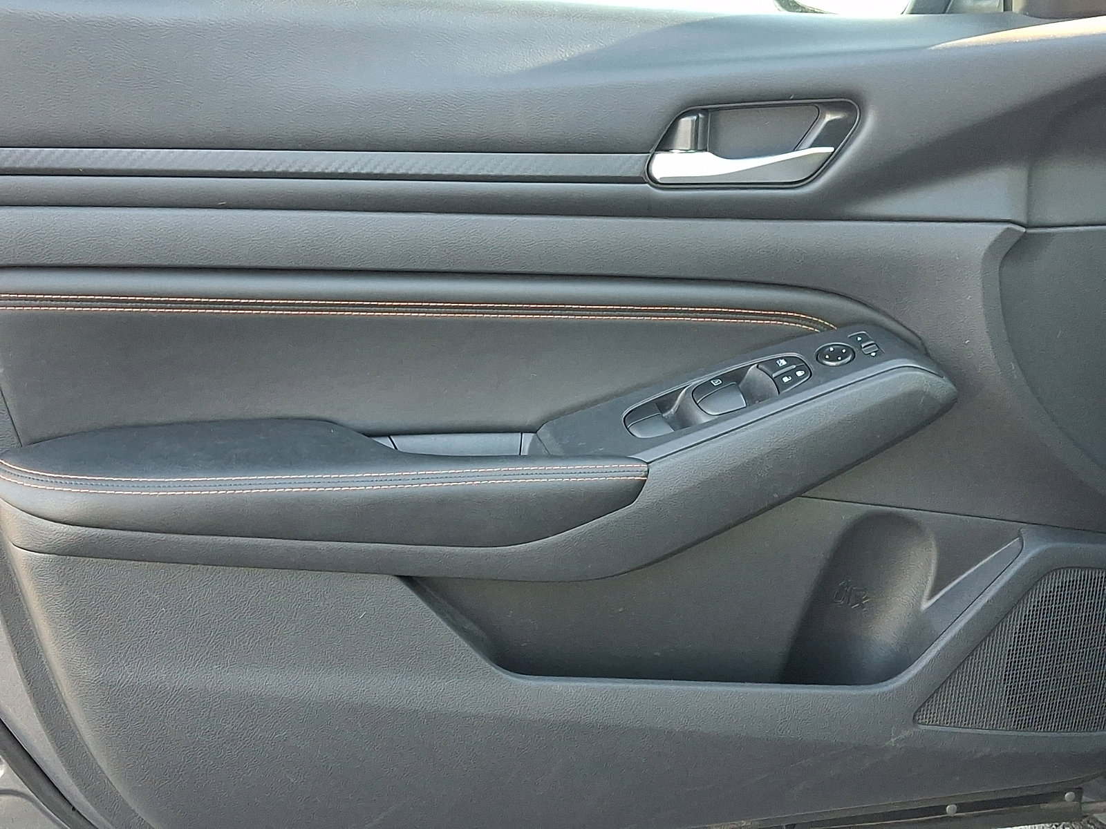 Certified 2022 Nissan Altima 2.5 SR image 13