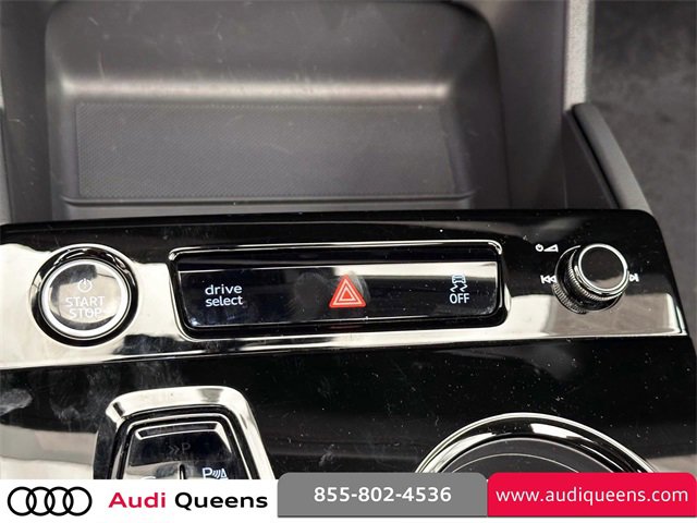 Used 2025 Audi Q6 e-tron Premium Plus image 27