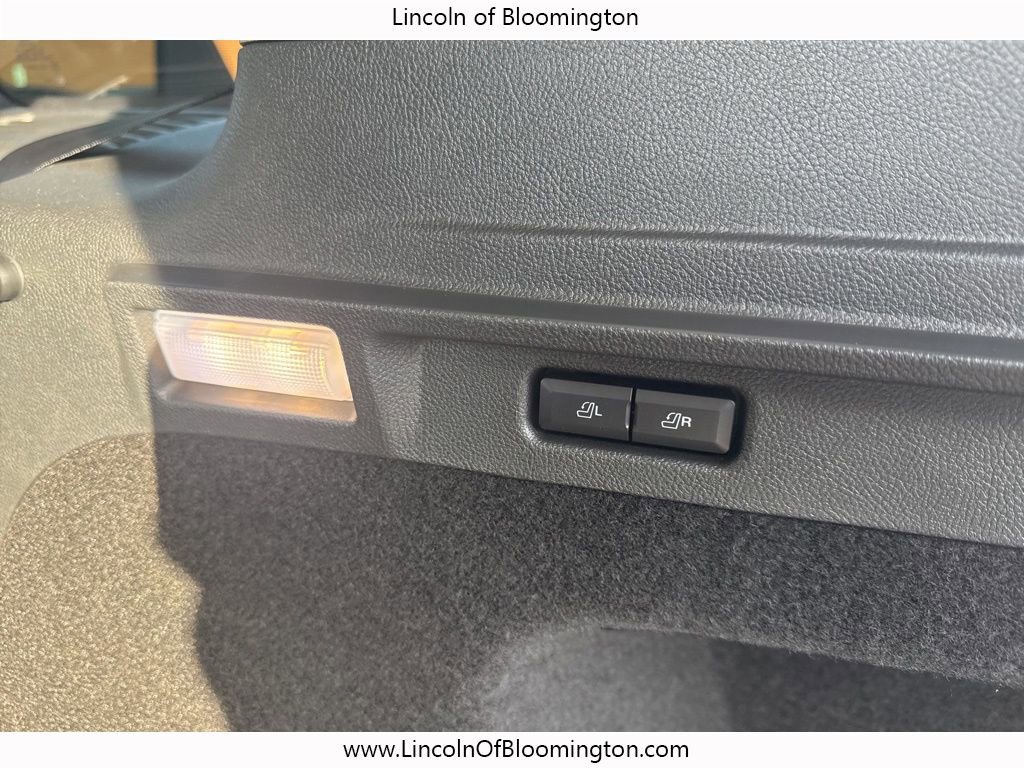 New 2025 Lincoln Corsair Reserve w/ Equipment Group 202A image 54