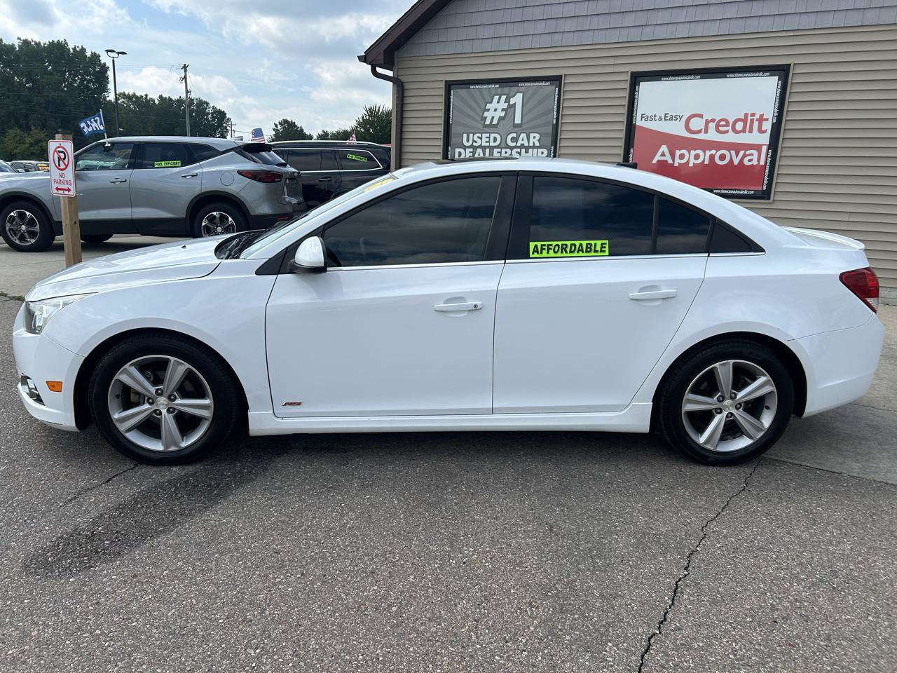 Used 2014 Chevrolet Cruze LT w/ RS Package FWD image 8