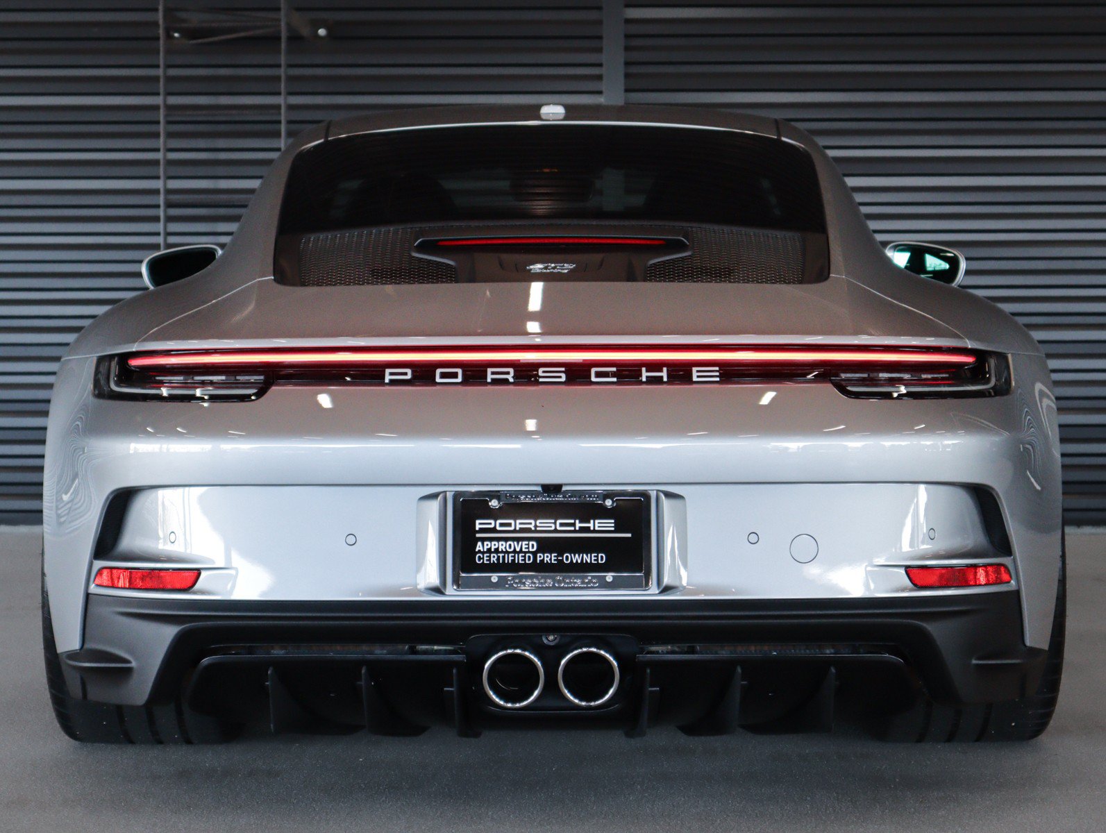 Used 2022 Porsche 911 GT3 RWD image 10