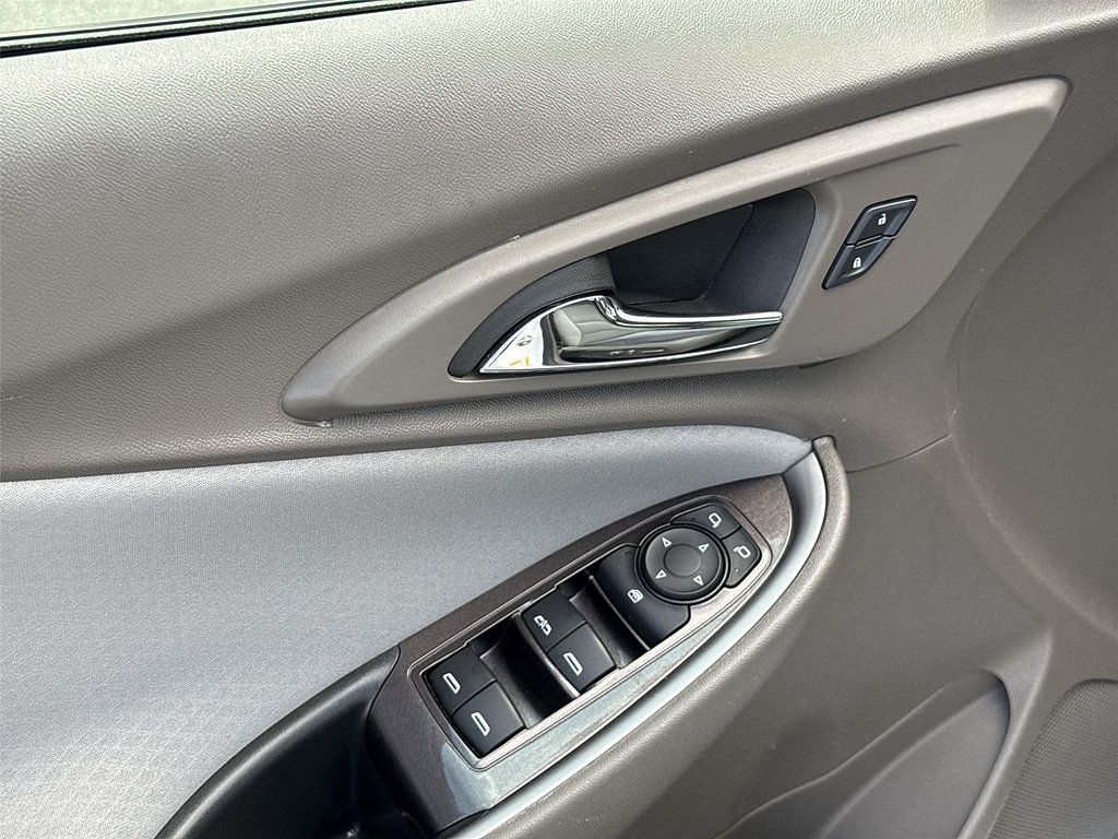 Used 2025 Chevrolet Malibu LT FWD image 21