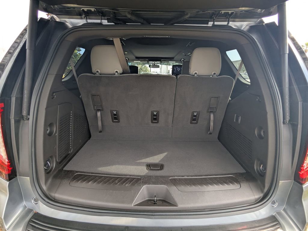 Used 2021 GMC Yukon SLT w/ Rear Media and Nav Package image 25