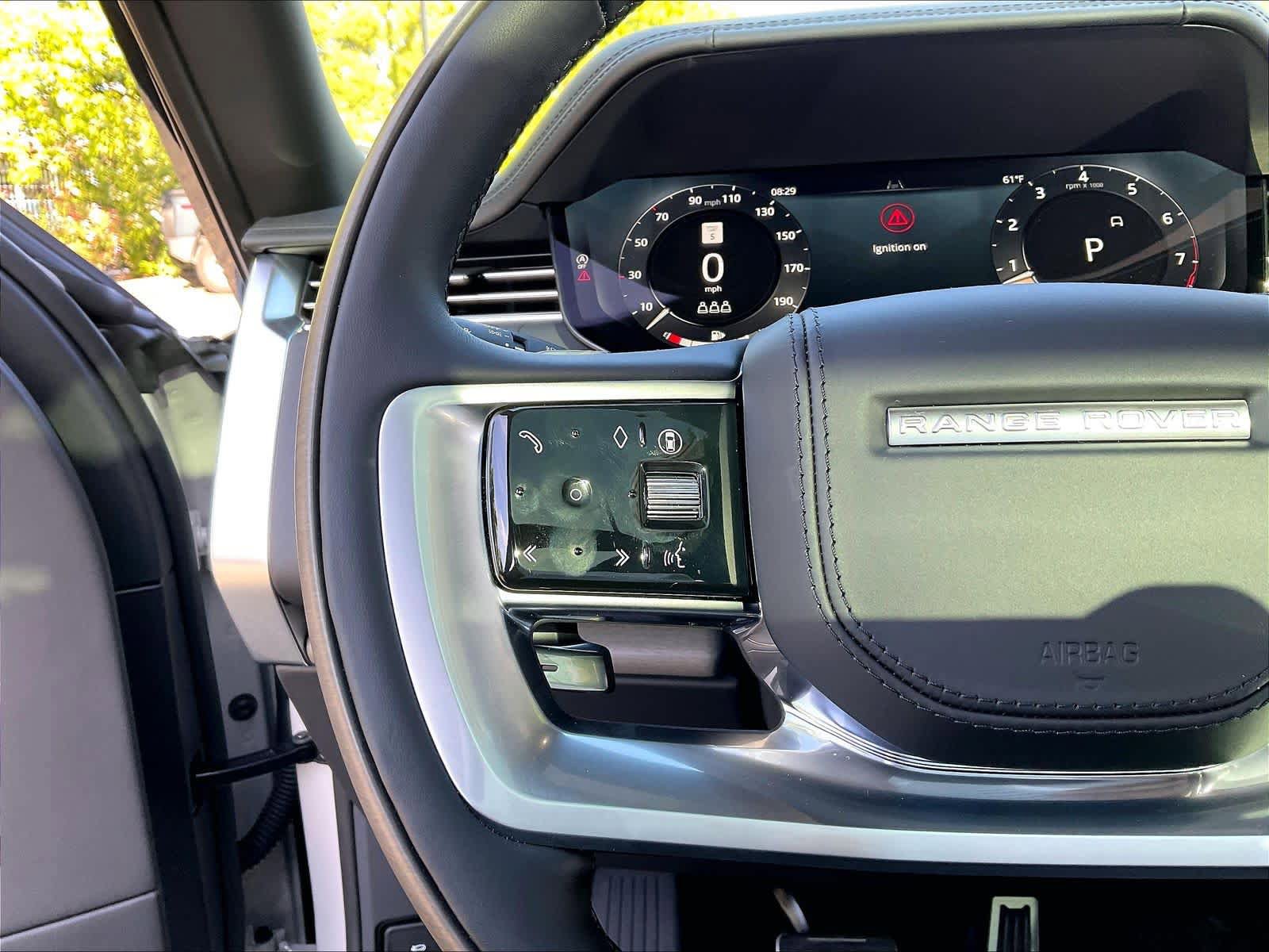 New 2026 Land Rover Range Rover SV AWD/4WD image 17