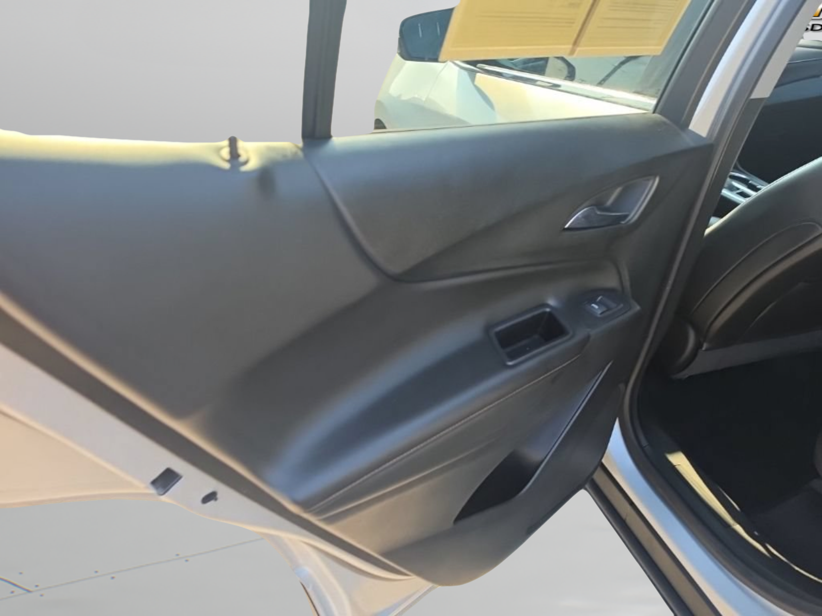 Used 2019 Chevrolet Equinox Premier FWD image 24