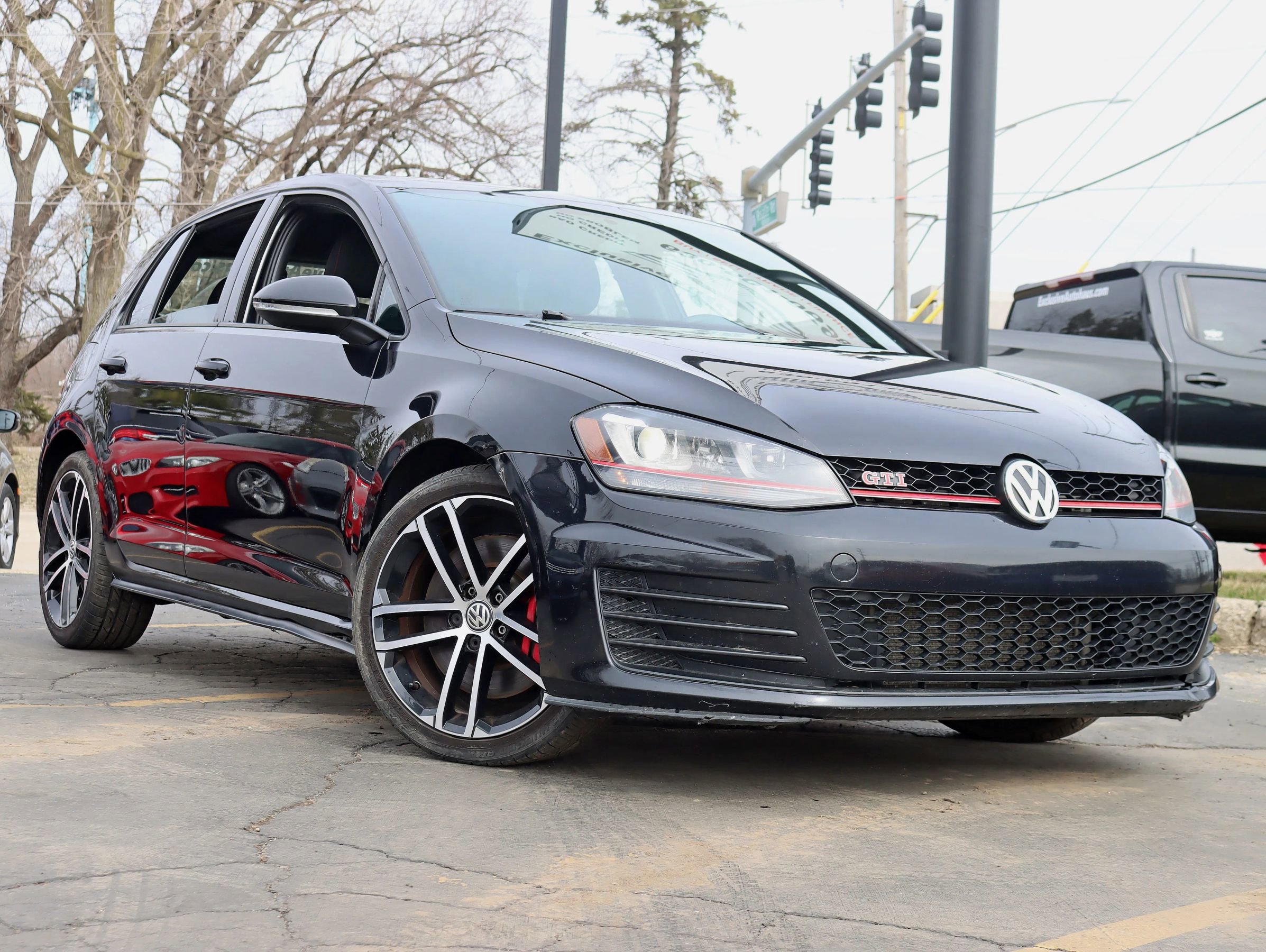 Used 2017 Volkswagen GTI Sport FWD image 9