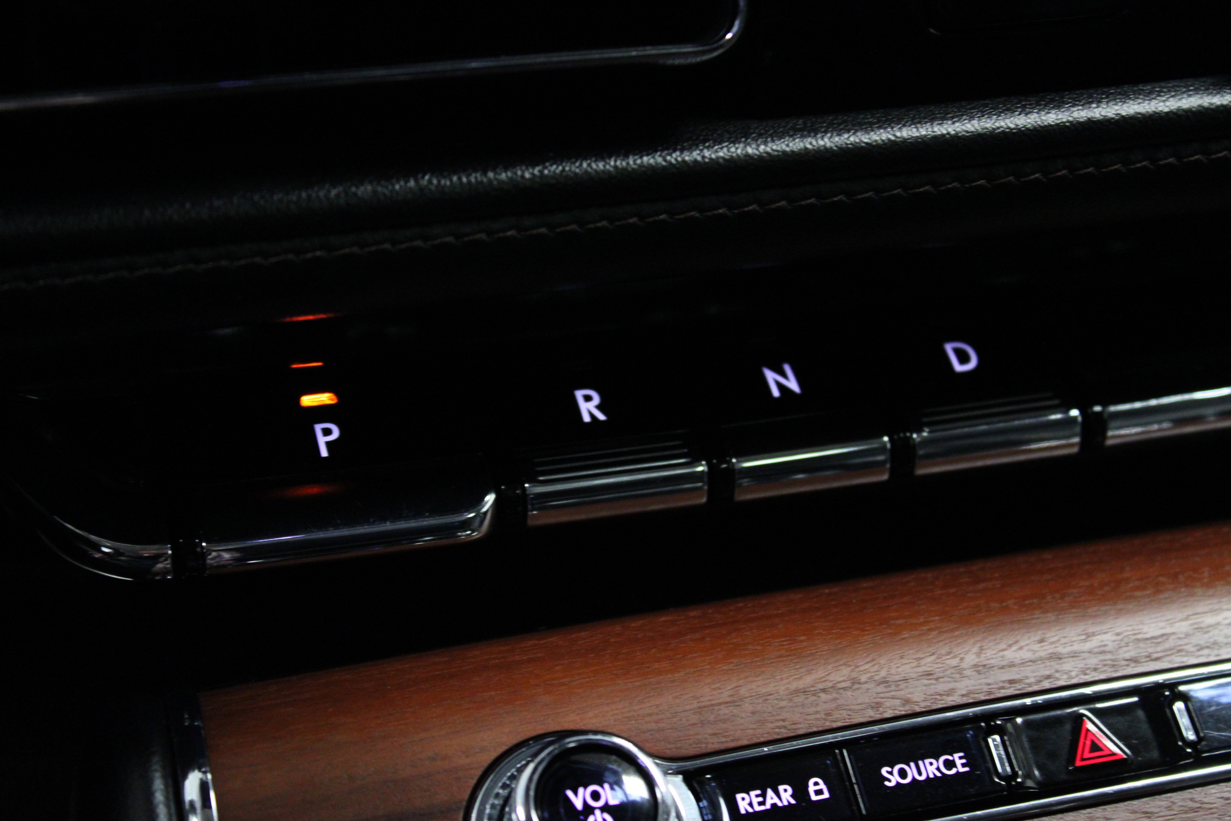 Used 2022 Lincoln Aviator Reserve w/ Equipment Group 201A image 25