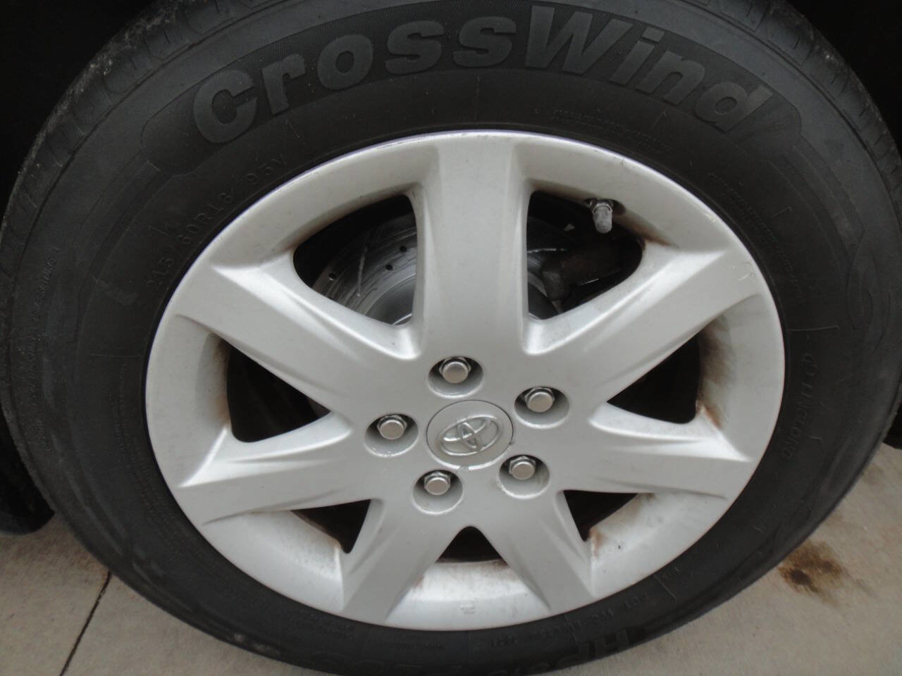 Used 2010 Toyota Avalon XL image 18