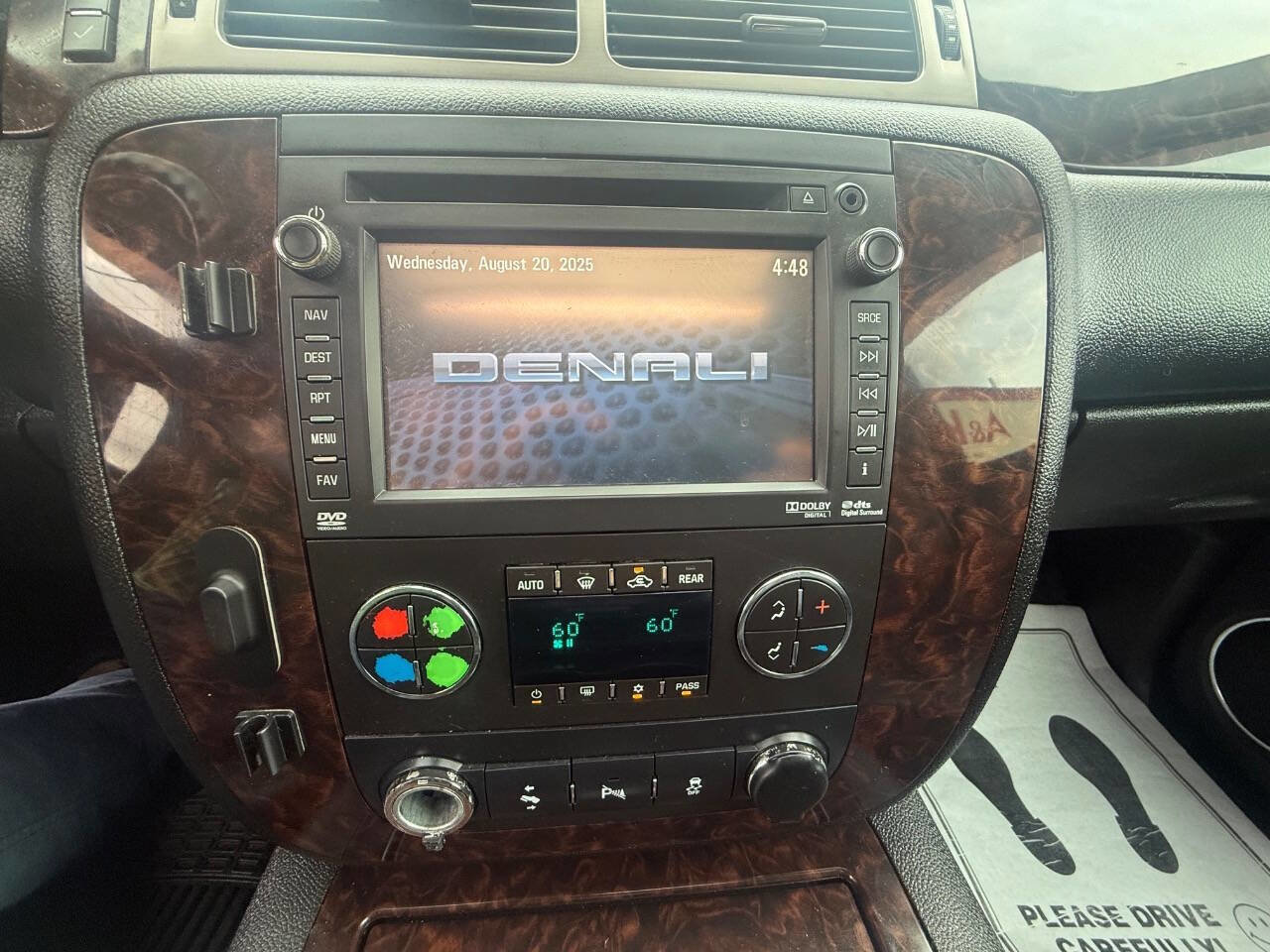 Used 2012 GMC Yukon XL Denali image 16