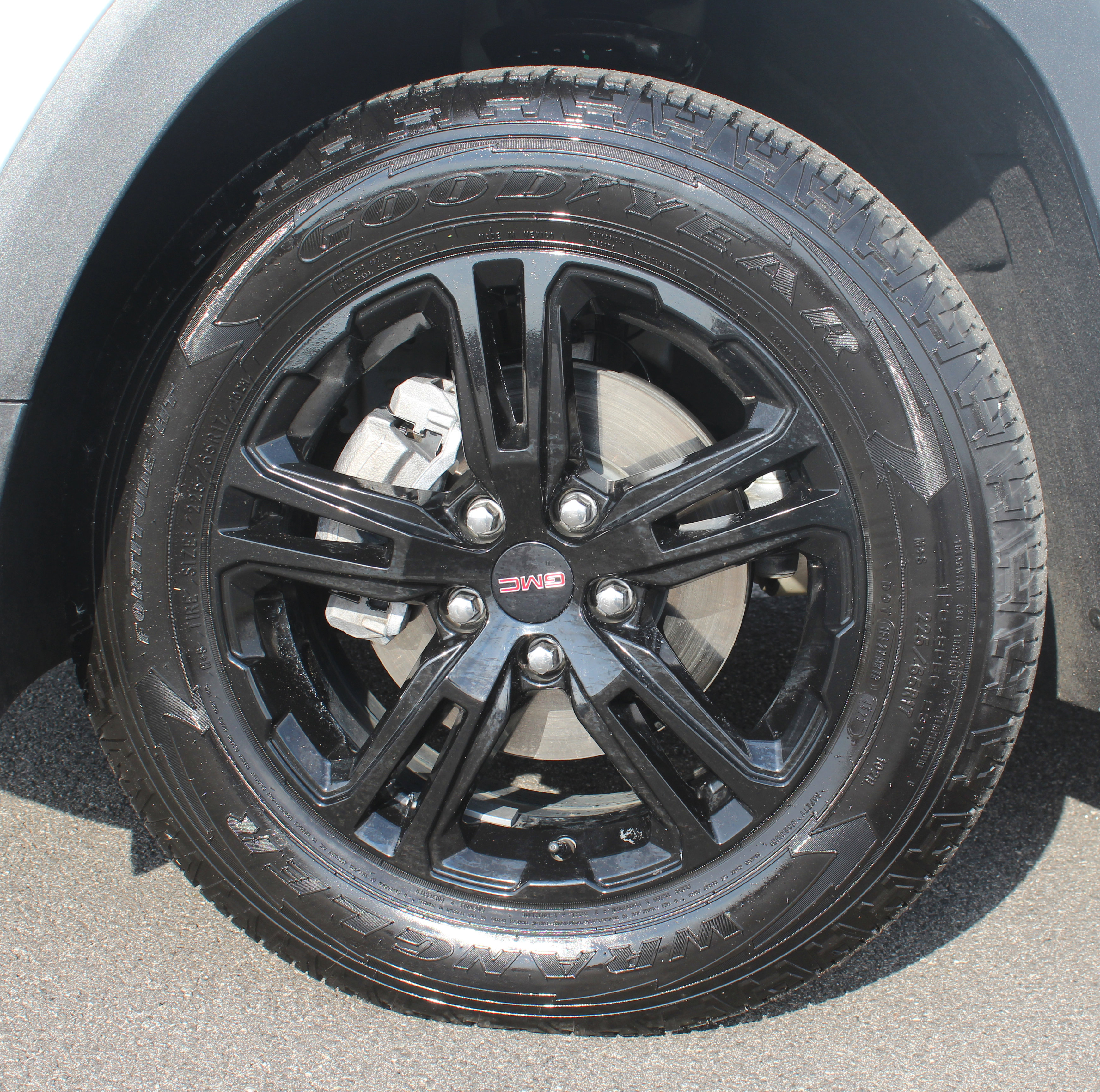 Used 2024 GMC Terrain AT4 image 19