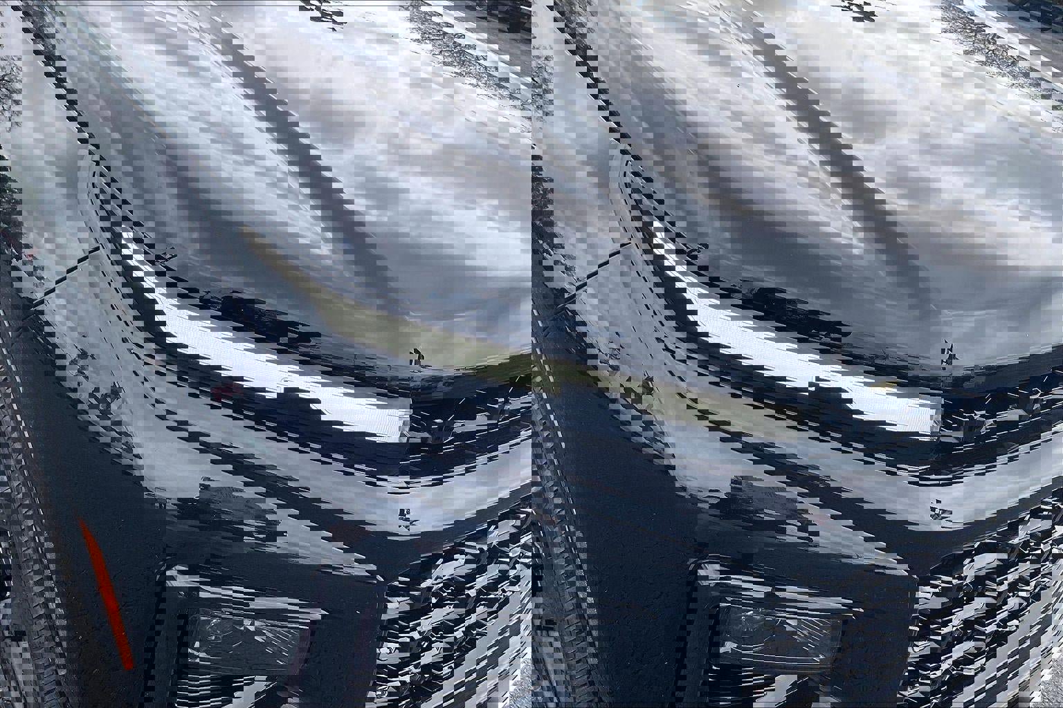 Used 2024 Chevrolet Traverse RS image 28