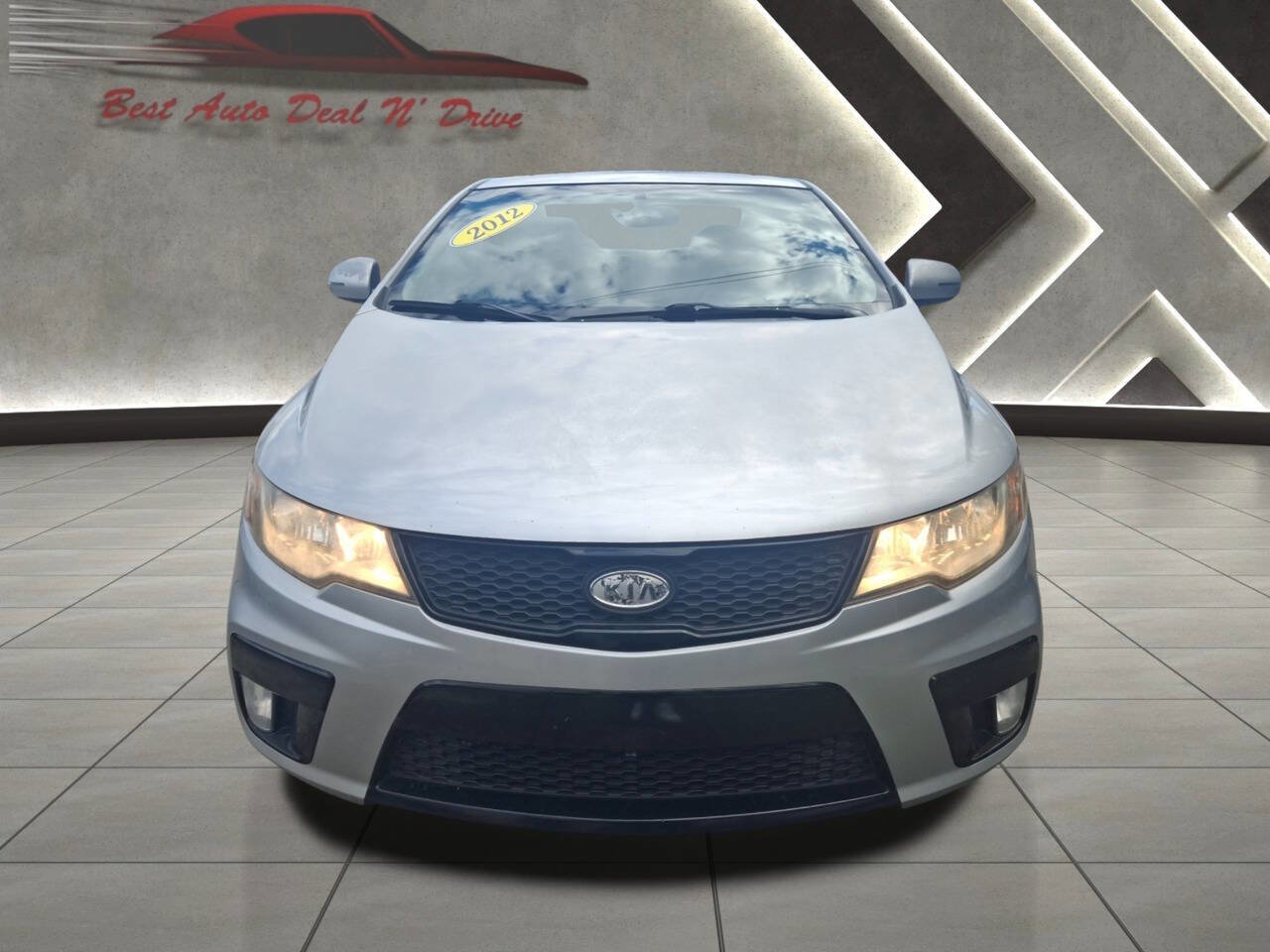 Used 2012 Kia Forte Koup EX w/ Tech Pkg image 3