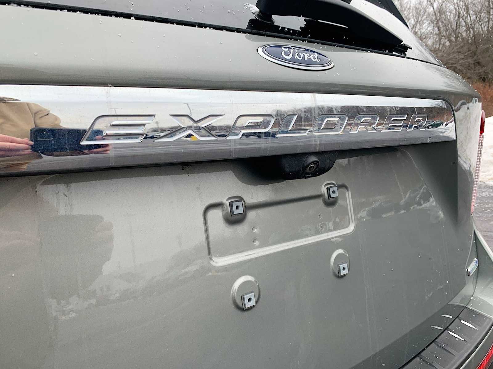 Used 2020 Ford Explorer XLT image 29