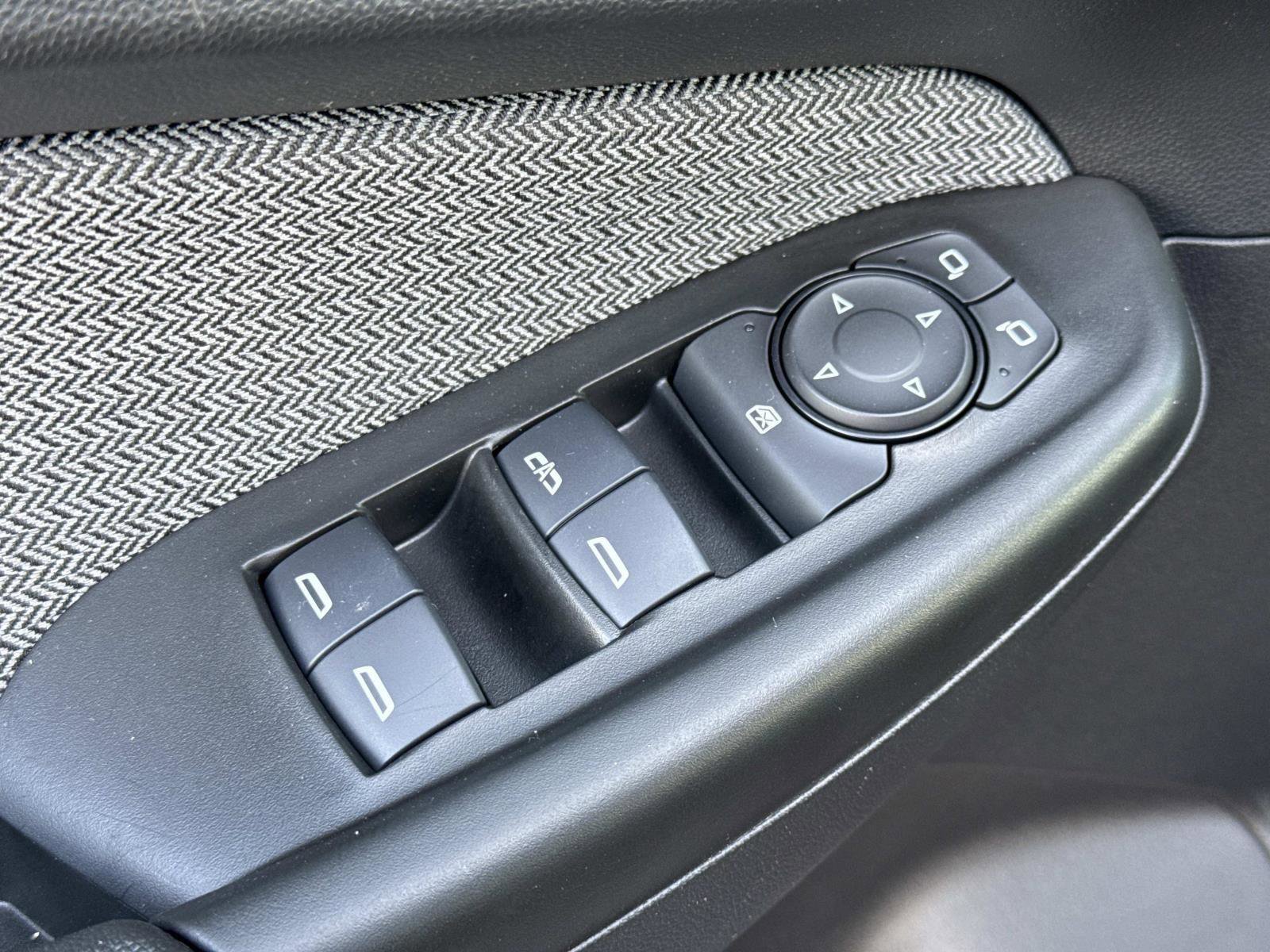 Used 2023 Chevrolet TrailBlazer LT w/ Convenience Package image 16