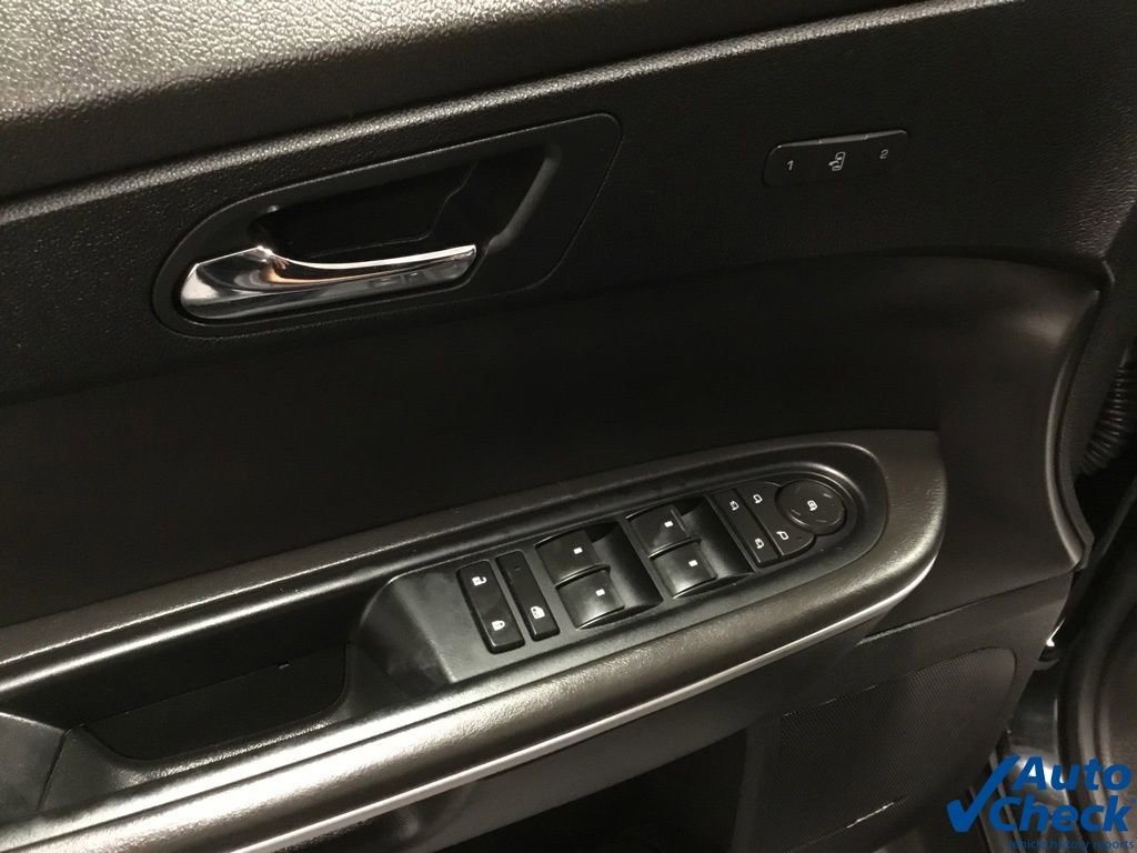 Used 2010 GMC Acadia SLT image 22