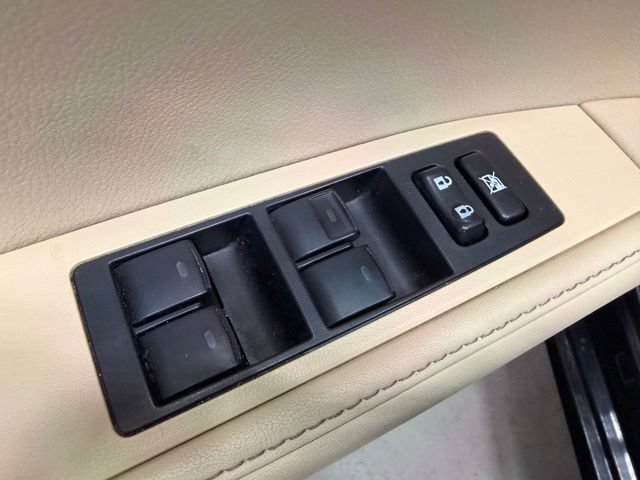 Used 2013 Lexus ES 350 w/ Luxury Pkg FWD image 17