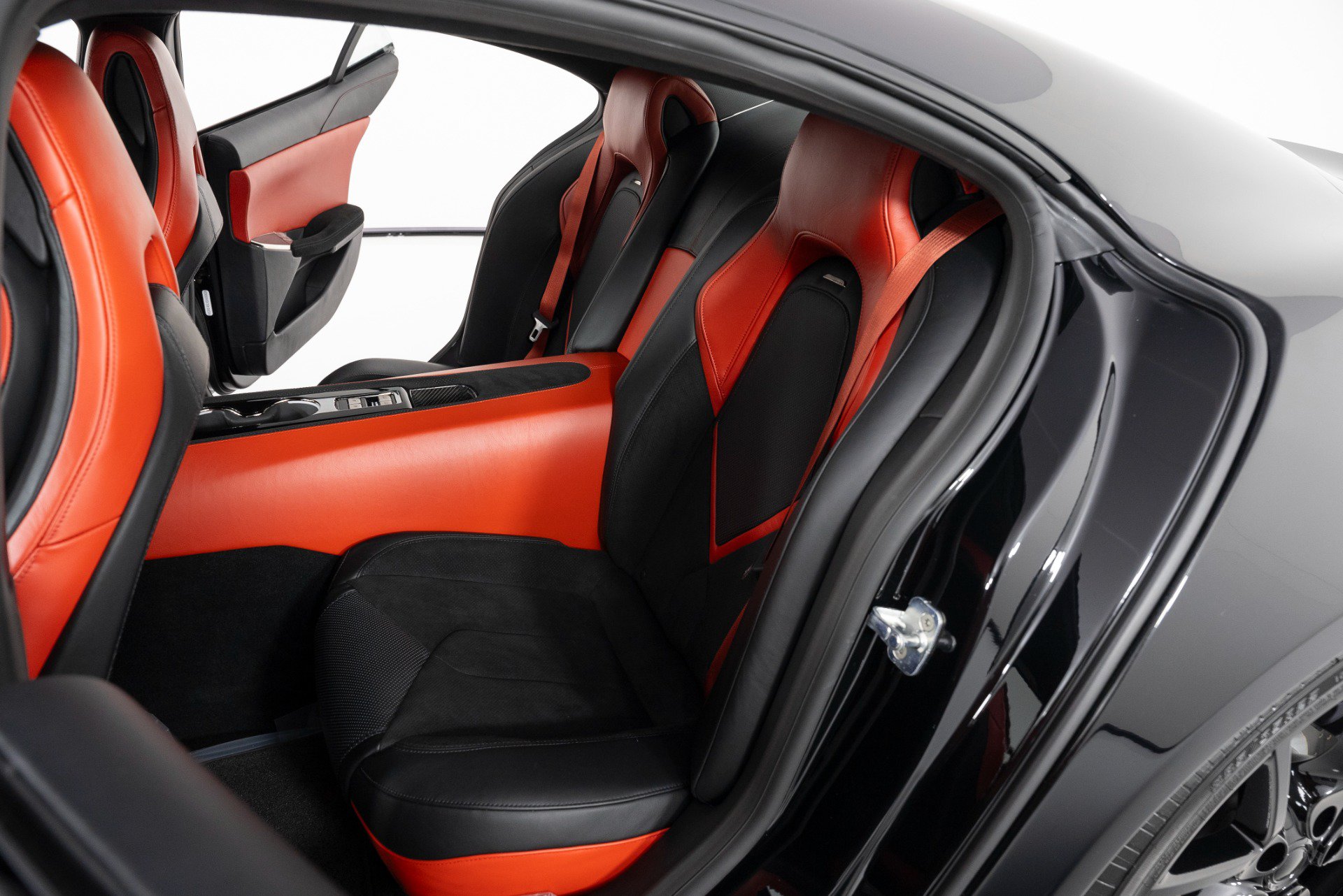 Used 2025 Karma Revero Luxury RWD image 33