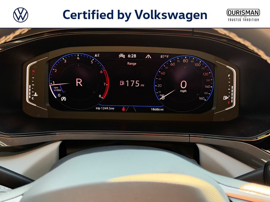 Certified 2023 Volkswagen Taos SEL AWD/4WD image 15