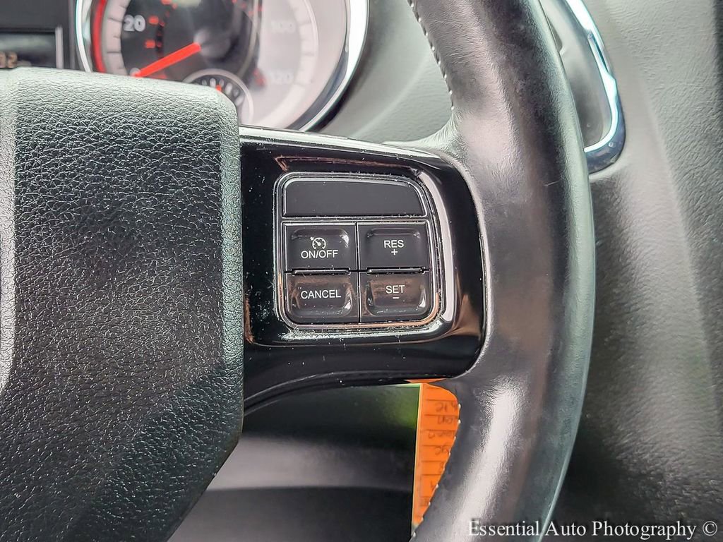 Used 2018 Dodge Grand Caravan SXT w/ Blacktop Package image 16