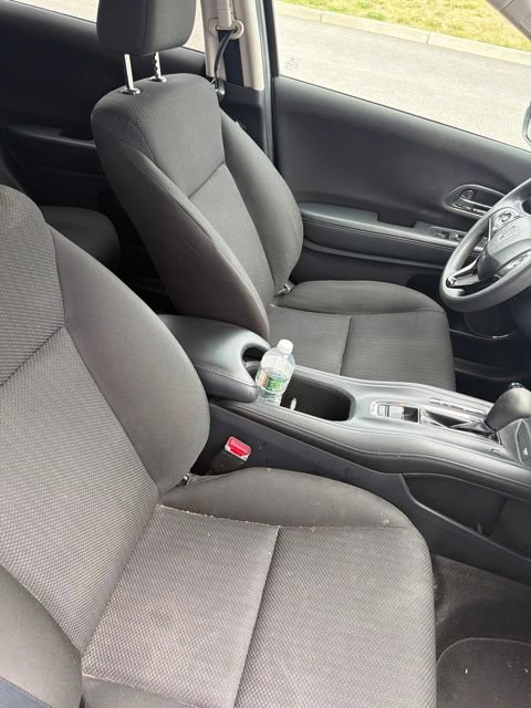 Used 2016 Honda HR-V EX image 3