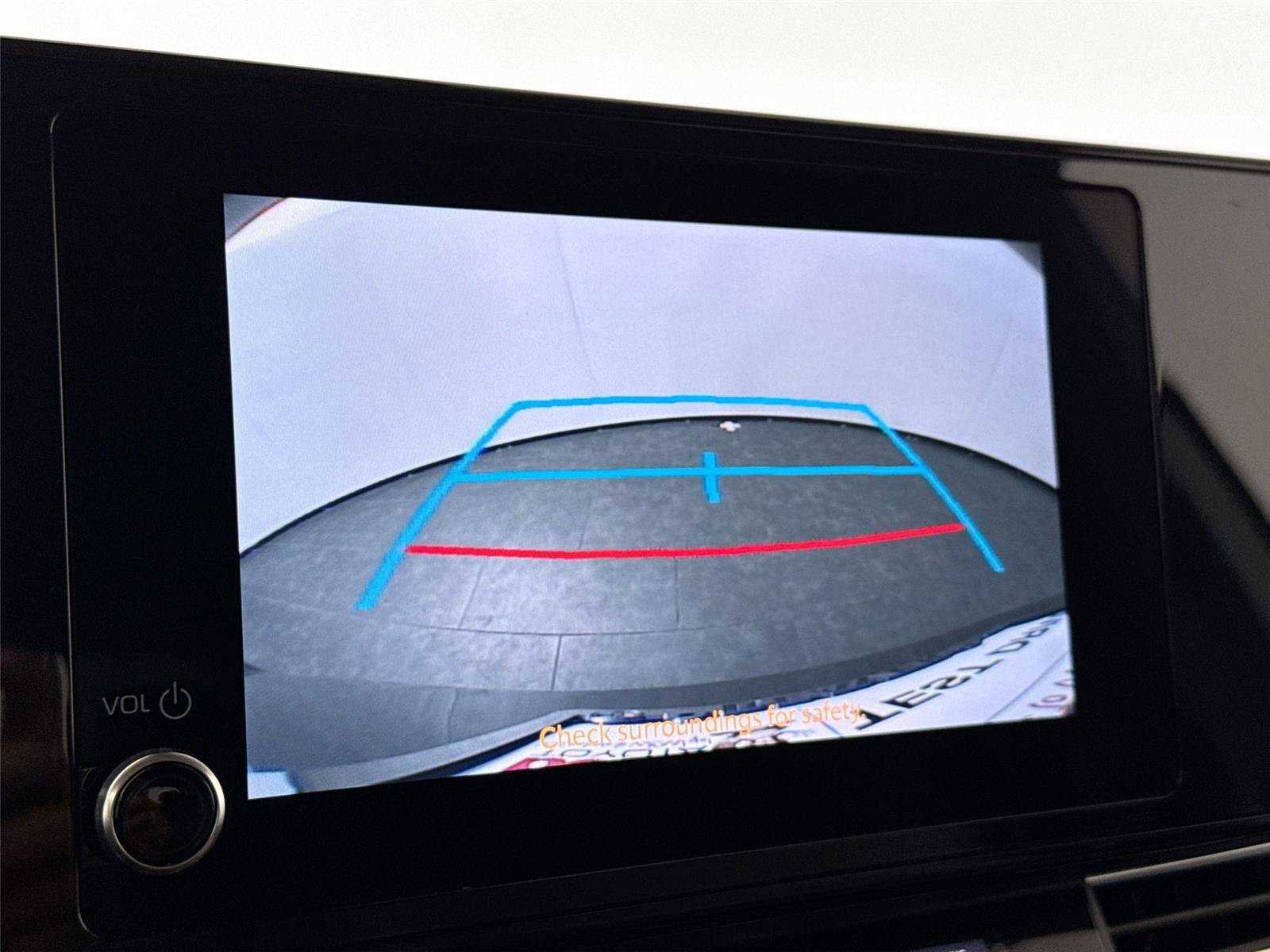 Certified 2026 Toyota Sienna LE FWD image 22