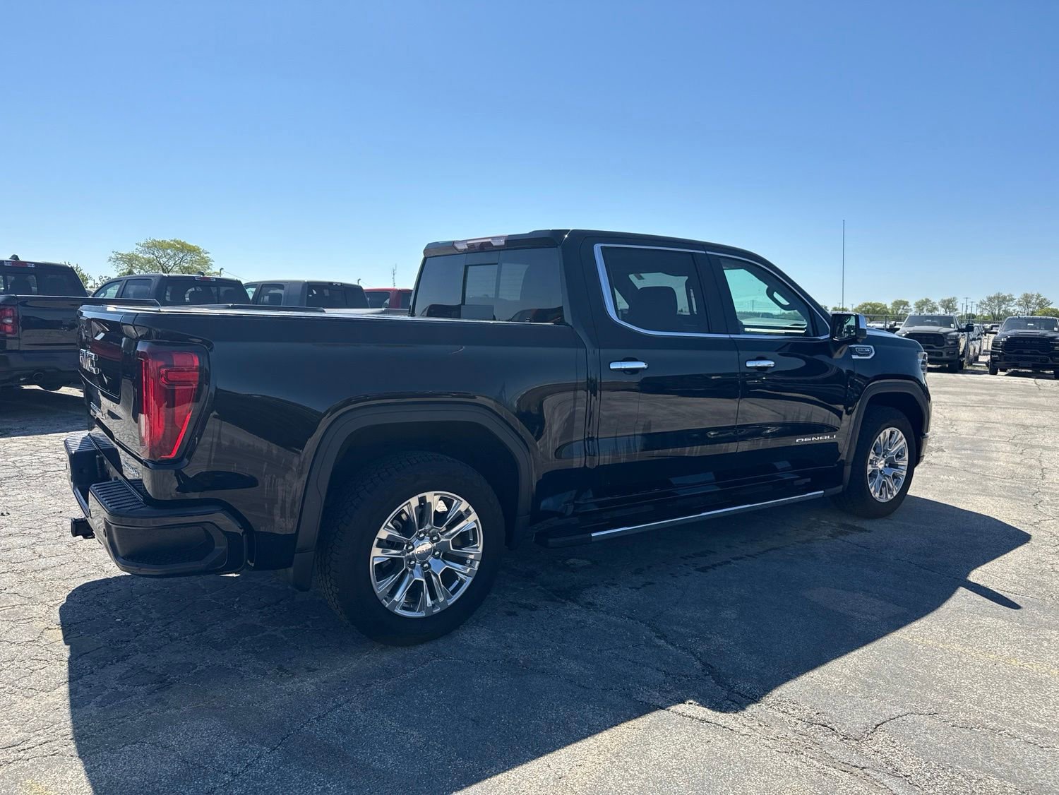 Used 2022 GMC Sierra 1500 Denali AWD/4WD image 6