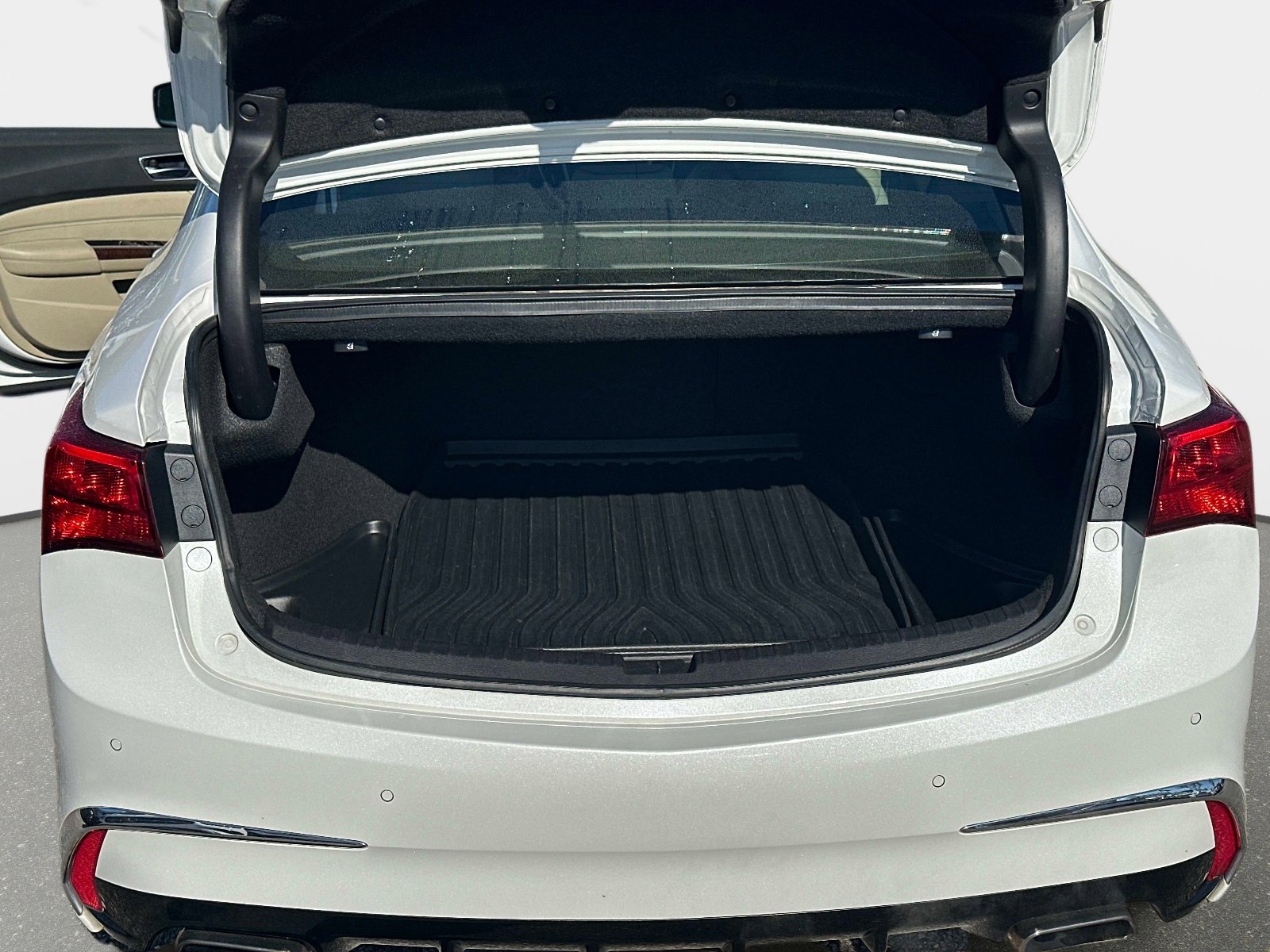 Used 2019 Acura TLX V6 w/ Advance Package image 11