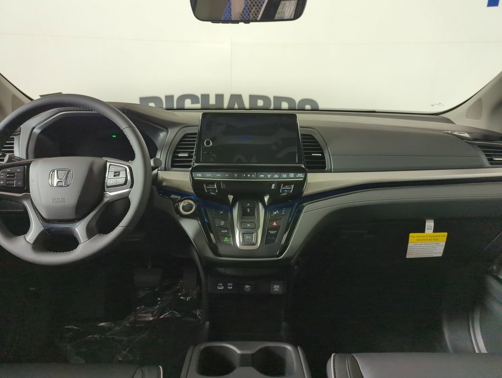 New 2026 Honda Odyssey Touring image 14