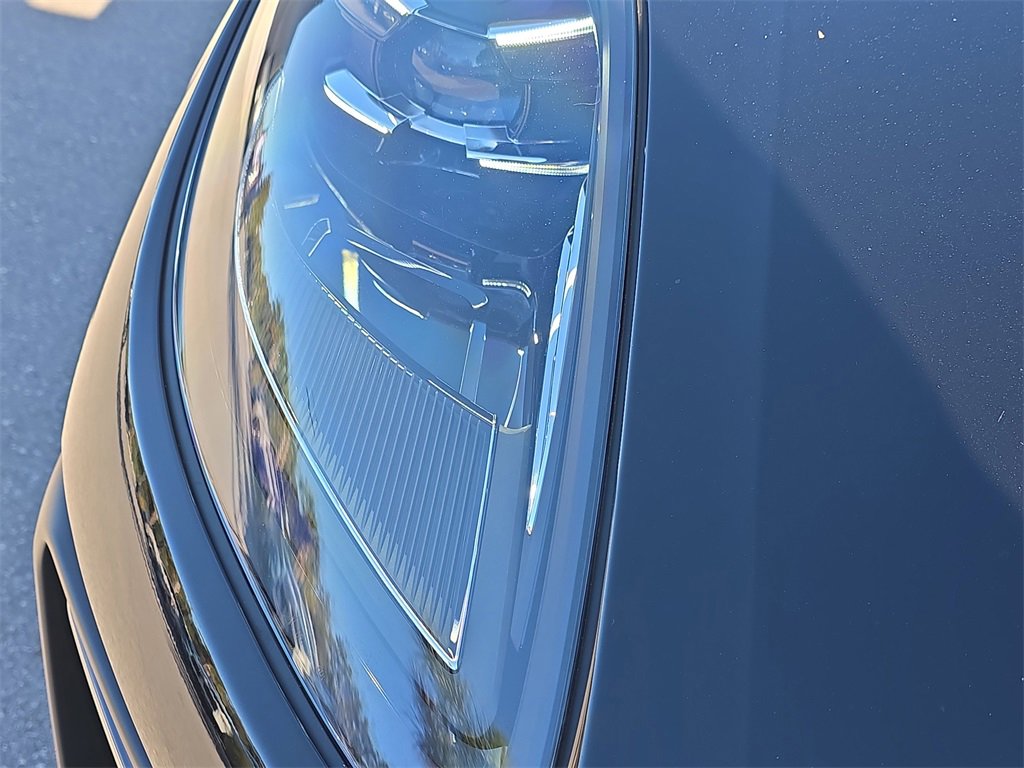 New 2026 Porsche Macan image 15