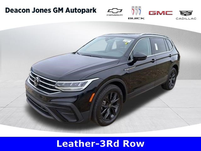 Used 2024 Volkswagen Tiguan SE w/ Panoramic Sunroof Package