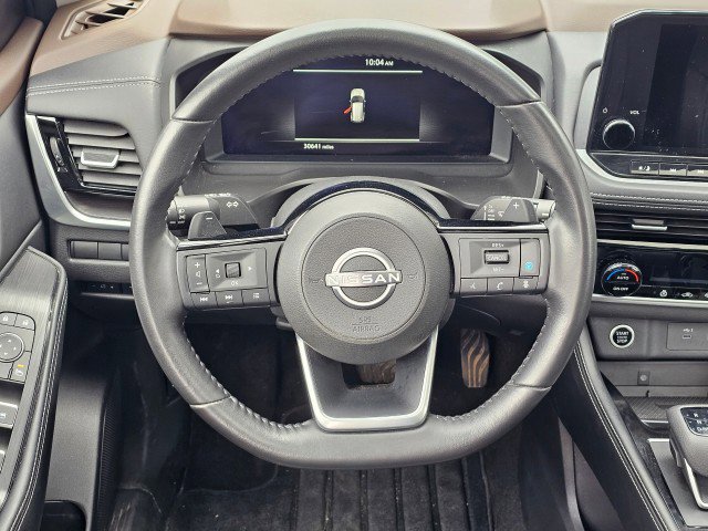 Used 2023 Nissan Rogue Platinum AWD/4WD image 25