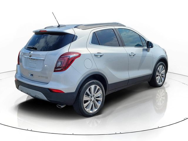 Used 2020 Buick Encore Preferred AWD/4WD image 3