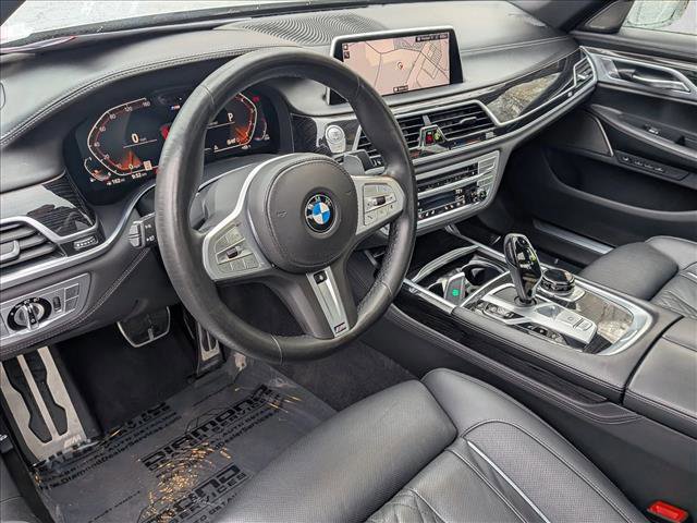 Used 2020 BMW 750i xDrive w/ Executive Package image 10